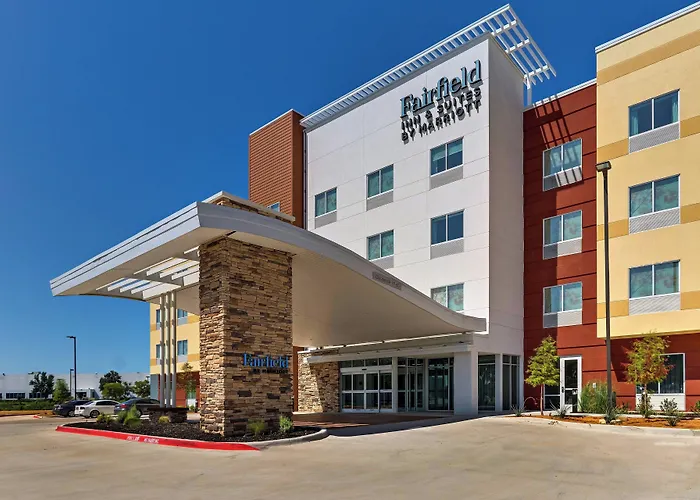 Fairfield Inn & Suites By Marriott Dallas Love Field